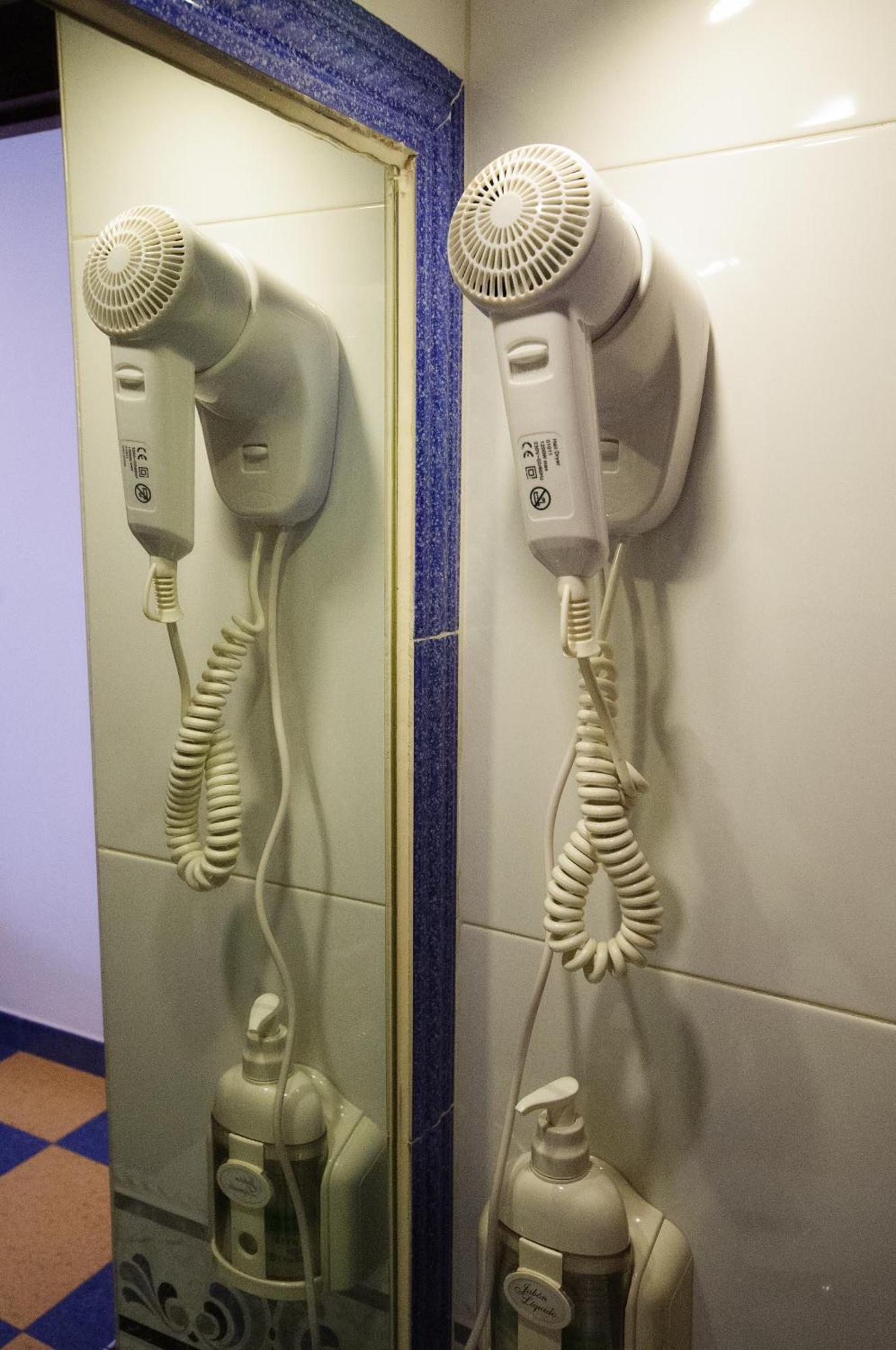 Hostal Restaurante La Trucha Benavente Dış mekan fotoğraf